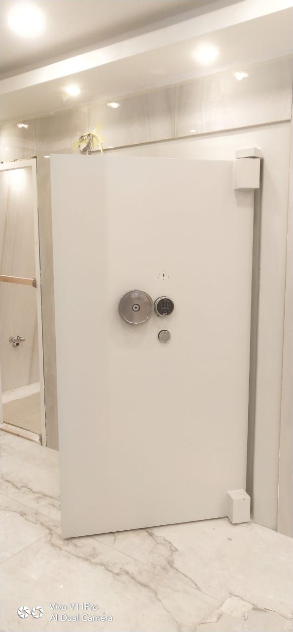 Secure Room Door From Safe Master